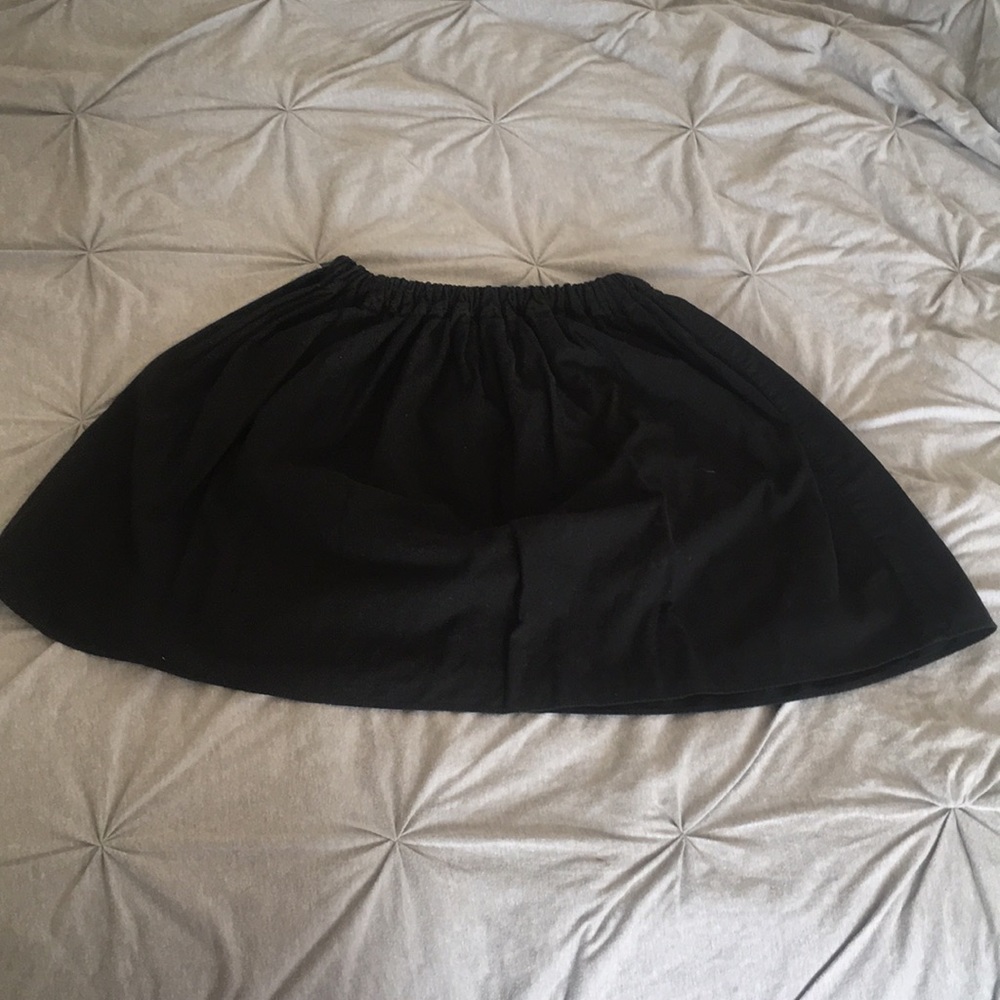 Black skirt